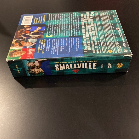 Smallville - The Complete Fourth Season - Picture 3 of 12